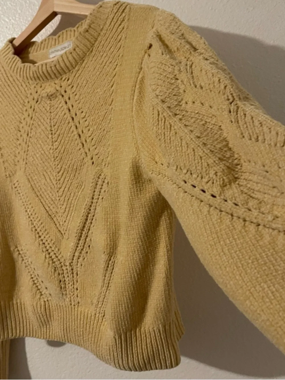 Cynthia Rowley Women’s Mustard Yellow Pointelle Crewneck Sweater Size Medium